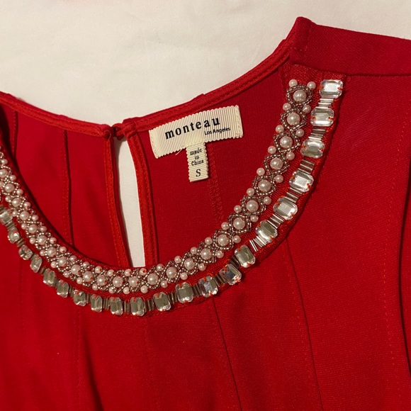 Small Red bejewelled neckline Monteau Dress - Picture 3 of 7